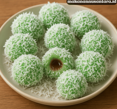 Klepon, Kue Tradisional yang Dikukus